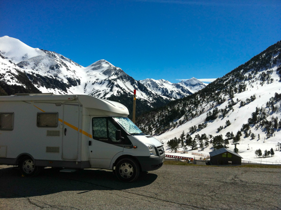 Parking estación de esquí de Vallnord