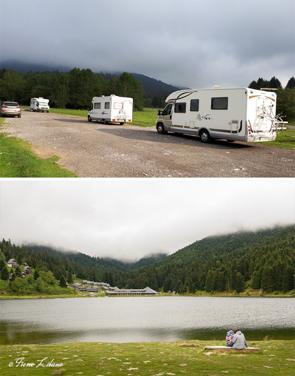 Parking a la entrada del lago Payole y vistas del lago desde la presilla