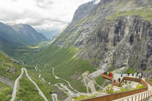 Mirador en lo alto de Trollstigen