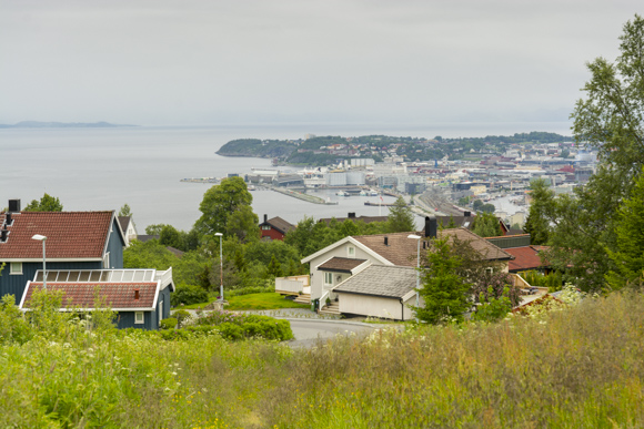 Vistas de Trondheim deesde el campo de fútbol