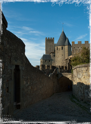 Paseo entre las murallas de Carcassonne