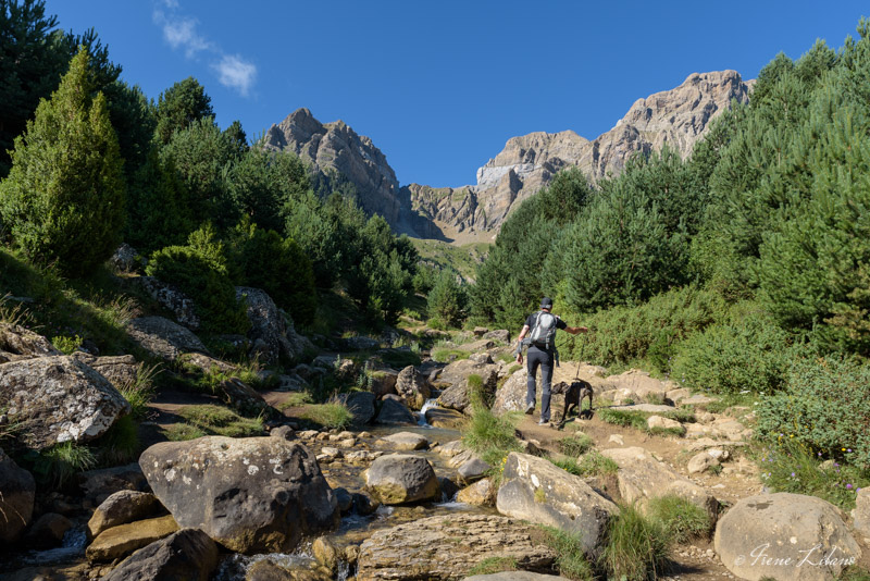 Camino al Ibón de Piedrafita