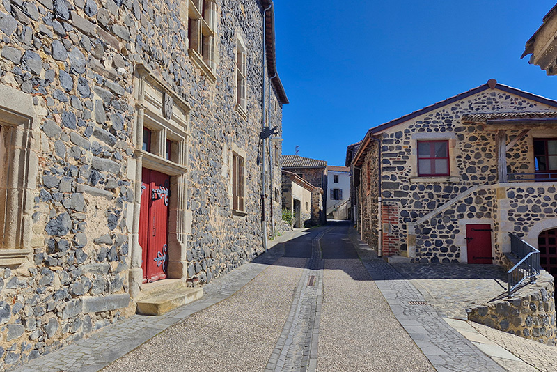 Usson, Auvernia, Francia, en